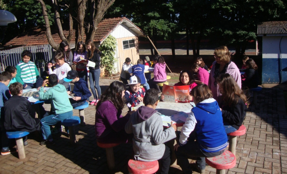 Projetos foram classificados entre os 10 melhores do ano e concorrem à premiação no dia 18 de novembro, em Brasília. Foram mais de 100 projetos inscritos.