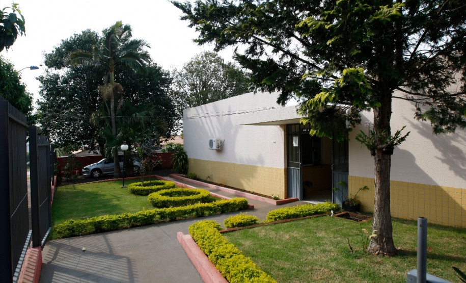 Os treinamentos de handebol feitos no contraturno do Colégio Estadual Olinda Truffa de Carvalho, em Cascavel (Oeste), estão dando bons resultados dentro das quadras e das salas de aula. Nos Jogos Escolares deste ano a escola ficou em 3º lugar na categoria até 14 anos e foi vice-campeã na categoria 17 anos.