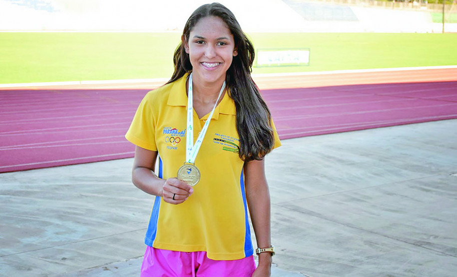 Alunos das escolas estaduais do Paraná foram destaques nos Jogos Escolares da Juventude, maior competição escolar do Brasil, que reuniu mais de 4 mil jovens atletas, de 15 a 17 anos, em João Pessoa, na Paraíba, na semana passada. Os paranaenses trouxeram medalhas em vôlei de praia, ciclismo, atletismo e tênis.