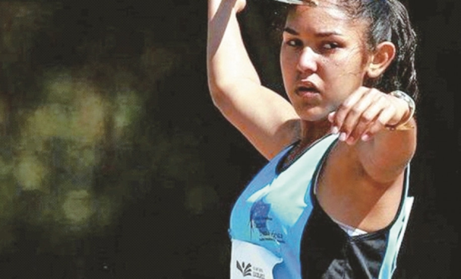 Alunos estaduais são destaque em competições esportivas Alunos das escolas estaduais do Paraná foram destaques nos Jogos Escolares da Juventude, maior competição escolar do Brasil, que reuniu mais de 4 mil jovens atletas, de 15 a 17 anos, em João Pessoa, na Paraíba, na semana passada. Os paranaenses trouxeram medalhas em vôlei de praia, ciclismo, atletismo e tênis.