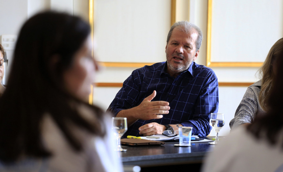 Secretário lamentou dia de paralisação organizado por sindicalistas e afirmou que pauta apresentada já vem sendo tratada regularmente com governo.