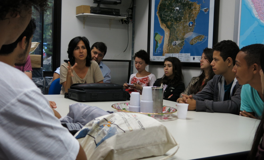 Festival Imagens do Ensino Médio Emdiálogo reuniu 151 vídeos de 75 cidades e 17 estados. Das oito premiadas em todo o Brasil, três são paranaenses.