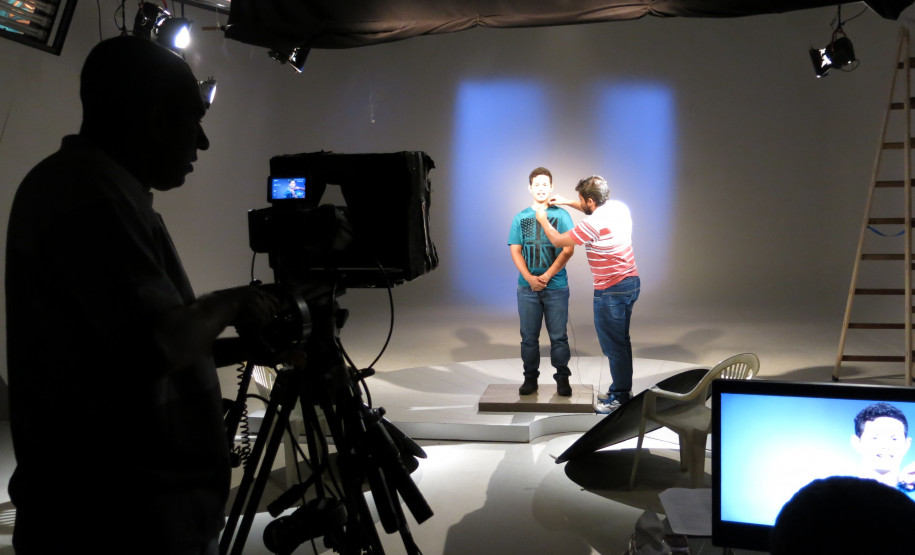 Festival Imagens do Ensino Médio Emdiálogo reuniu 151 vídeos de 75 cidades e 17 estados. Das oito premiadas em todo o Brasil, três são paranaenses.