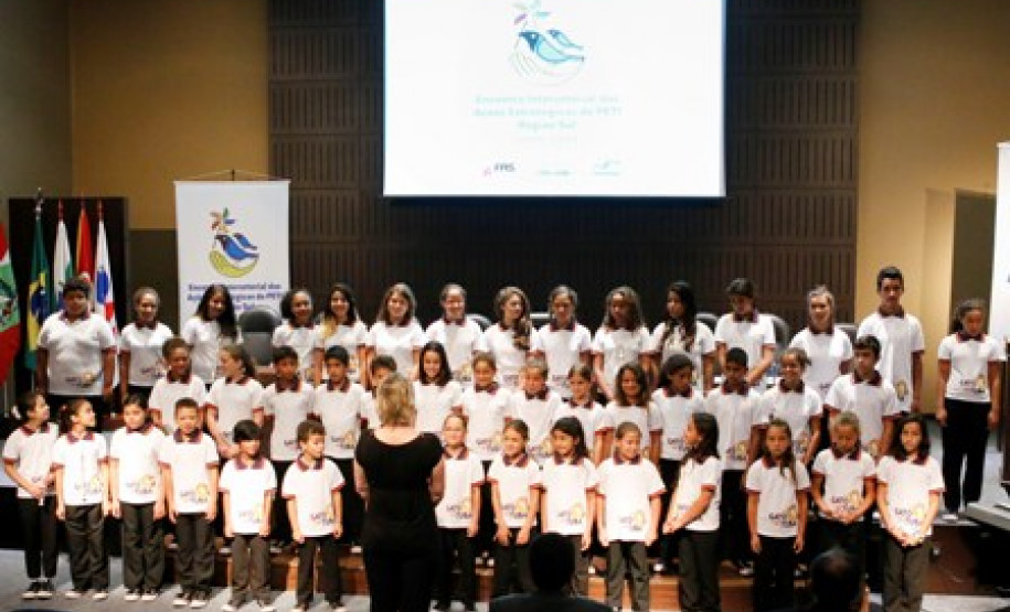 Números fazem parte de um diagnóstico do trabalho infantil no Brasil e na Região Sul, apresentado pelo Ministério do Desenvolvimento Social e Combate à Fome, nessa segunda-feira (1º), em Curitiba.