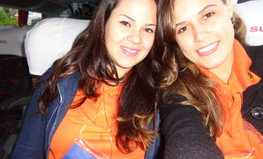 Jovem senadora do Paraná, Maria Cristiane Andrade (esq.).