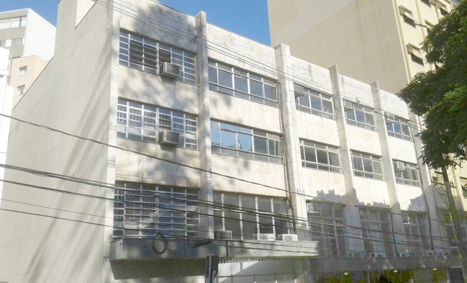 Foram investidos R$ 310 mil nas novas instalações. Agora são 19 salas de aula, além de laboratórios, refeitório, cozinha, biblioteca, e salas de apoio pedagógico.