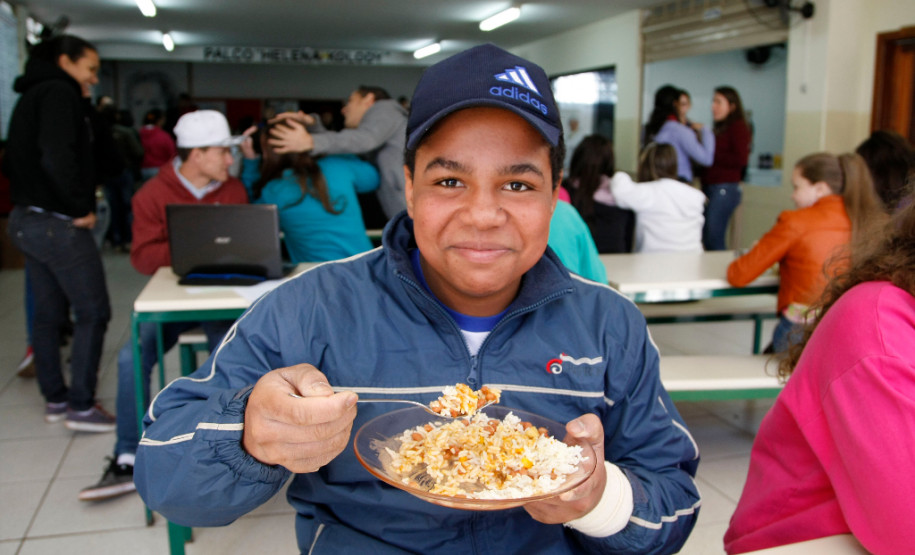 Governo do Estado vai investir mais de R$ 150 milhões na merenda escolar.
