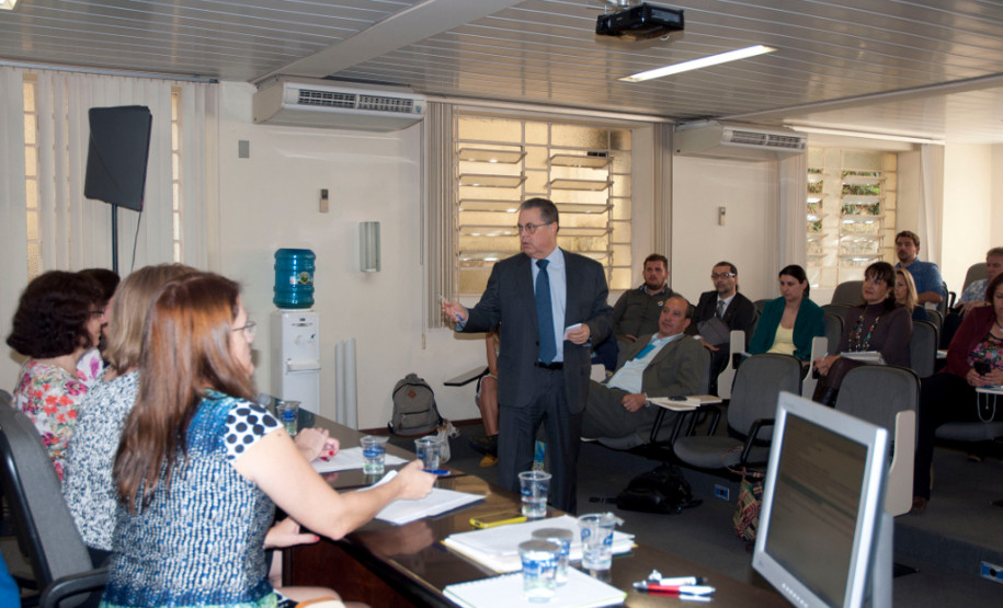 Reunião do Fórum Estadual da Educação. 31-03-15.