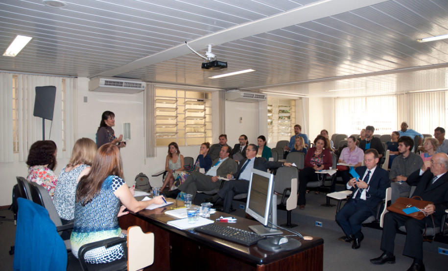 Reunião do Fórum Estadual da Educação. 31-03-15.