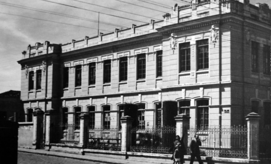 Escola Normal Ponta Grossa. Divulgação
