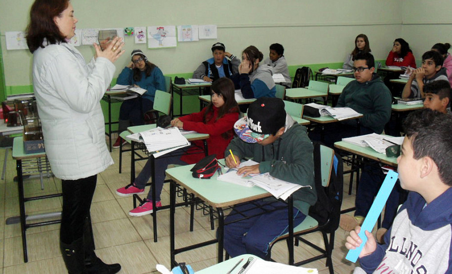 Escola Estadual Nossa Senhora de Fátima, de Telêmaco Borba, supera meta do Paraná no Ideb.