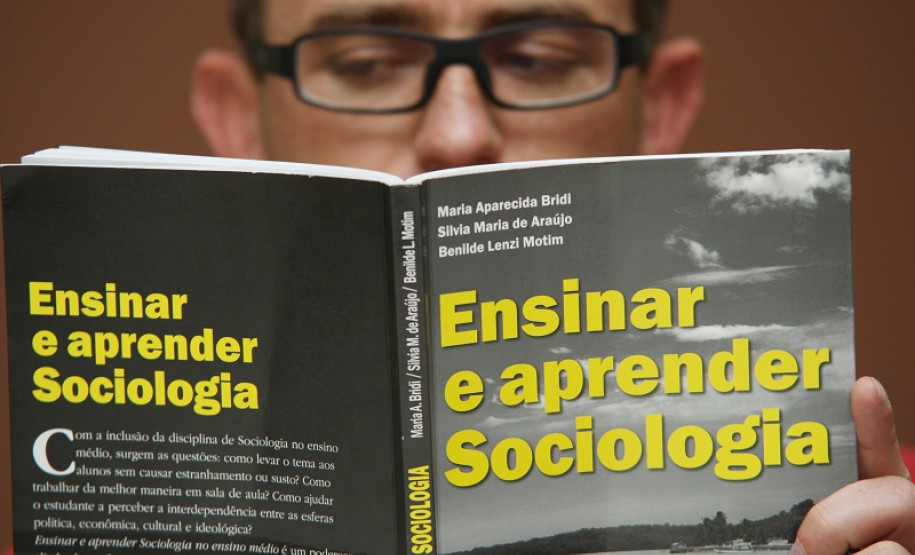 Professores participam de Simpósio de Sociologia