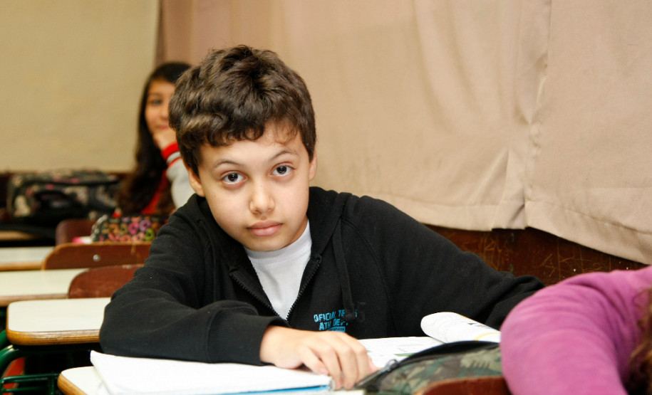 Para o estudante Allan Rafael Zamilian de Andrade, 11 anos, a mudança na rotina também foi grande. “Tem muitas mudanças de uma escola para outra, agora temos mais aulas e professores, mas já me acostumei bem aqui”, disse.