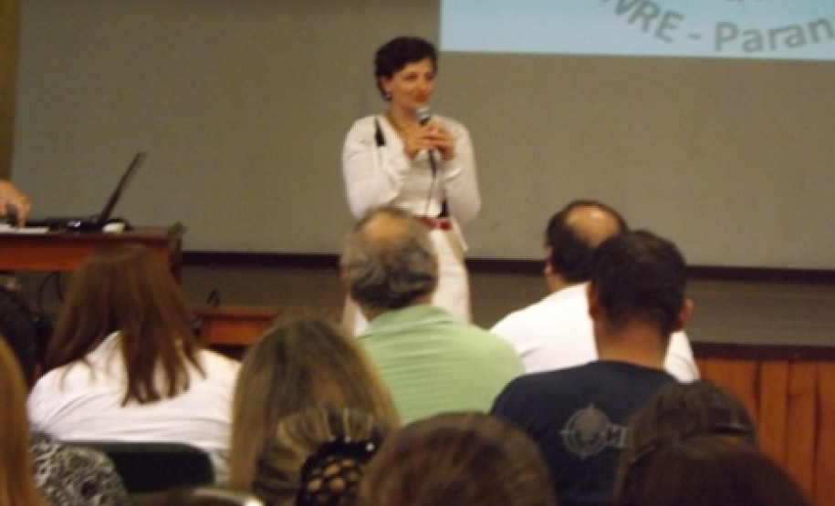 Em Paranaguá, o 7º Interilhas busca valorizar a cultura das ilhas, saberes locais, debater espaço geográfico onde vivem e fazer integração da comunidade escolar.