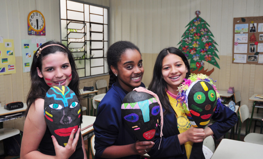 Evento terá apresentações de atividades da cultura africana produzidas pelos alunos e serve de reflexão para o tema.