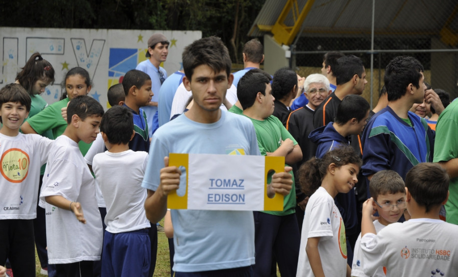 Joeep começou em Curitiba com a participação de 600 alunos de 10 escolas que ofertam educação básica na modalidade educação especial.