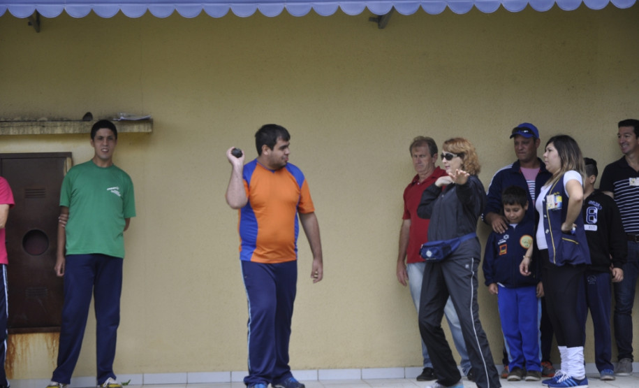 Joeep começou em Curitiba com a participação de 600 alunos de 10 escolas que ofertam educação básica na modalidade educação especial.