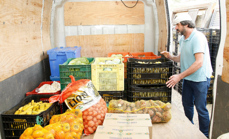 A Secretaria de Estado da Educação recebeu na segunda-feira (5) a visita da equipe técnica responsável pela alimentação escolar da Secretaria de Estado da Educação de São Paulo