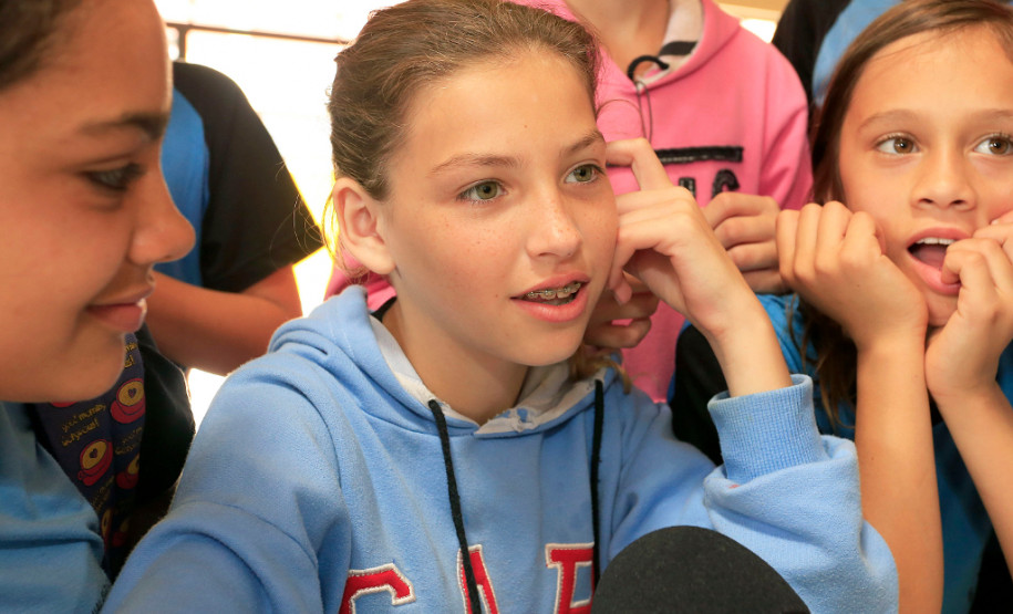 Merenda oferecida aos alunos, no Colégio Estadual Elza Schewder Moro, em São José dos Pinhais. N/F: Giovana de Souza.
São José dos Pinhais, 02-10-15.
