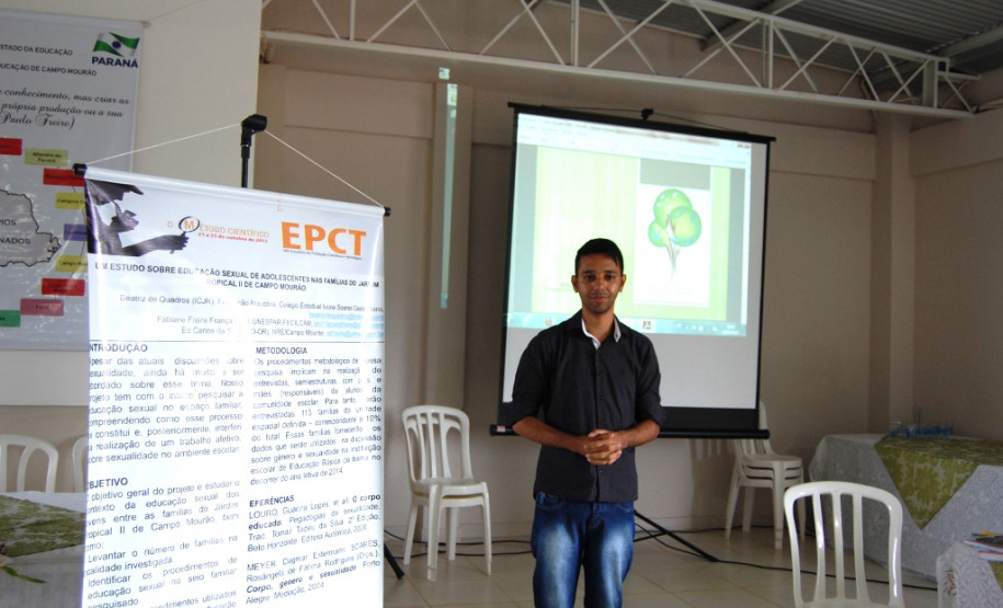 Estudantes do ensino médio de escolas estaduais da região de Campo Mourão, no Centro-Oeste, participam de um projeto de iniciação científica único no Estado. Desenvolvido pelo Núcleo Regional de Educação de Campo Mourão, universidades e colégios da rede privada, o projeto tem dez anos e já envolveu aproximadamente 300 estudantes de 25 escolas estaduais. A secretária da Educação, professora Ana Seres, esteve na região no fim de outubro e conheceu os alunos que participam do projeto.