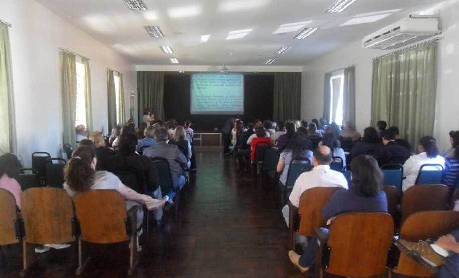 SEED encerra ciclo de reuniões sobre matrícula