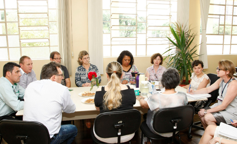 A Secretaria de Estado da Educação e a Associação dos Municípios do Paraná (AMP) decidiram que o convênio entre a Secretaria e a Associação das Casas Familiares Rurais (Arcafar) – entidade que representa as Casas – será mantido em 2016, nos mesmos moldes de 2015