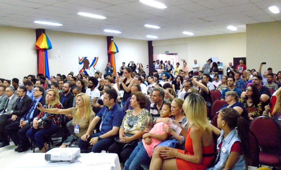 III Conferência Estadual dos Direitos de Lésbicas, Gays, Bissexuais, Travestis e Transexuais do Estado do Paraná.
