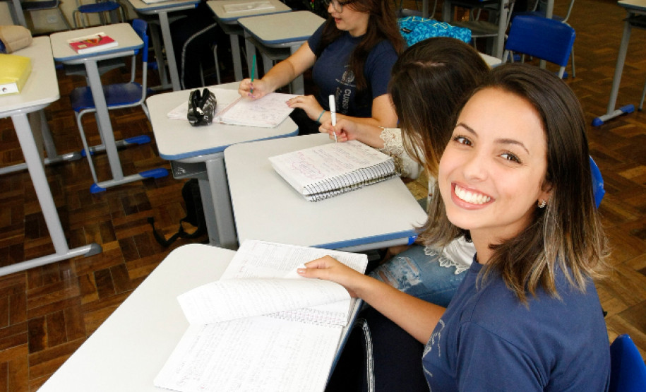 Cada escola elaborou o planejamento para a reposição, foram quase 50 somando as duas paralisações