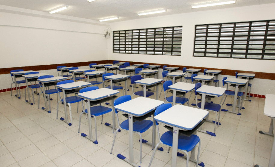 O governador Beto Richa inaugurou nesta terça-feira (2) o Centro Estadual de Educação Profissional (CEEP) Theodoro de Bona, no município de Almirante Tamandaré, Região Metropolitana de Curitiba