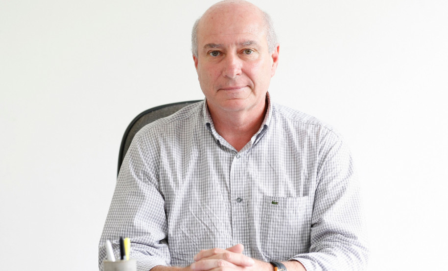 Segundo o presidente da Associação Comercial e Industrial de Almirante Tamandaré, Rogério Joroski, a escola vai resolver um problema antigo dos comerciantes e empresários da região. “Essa escola era uma reivindicação antiga dos empresários para que pudéssemos formar pessoal qualificado no próprio município para atuar nas empresas que estão instaladas aqui e mudar este estereótipo de município dormitório”, lembrou o empresário.