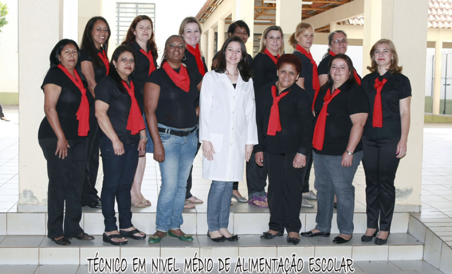 39 alunos dos cursos técnicos de Profissionalização dos Funcionários da Educação (ProFuncionário) participaram de cerimônia de formatura essa semana.