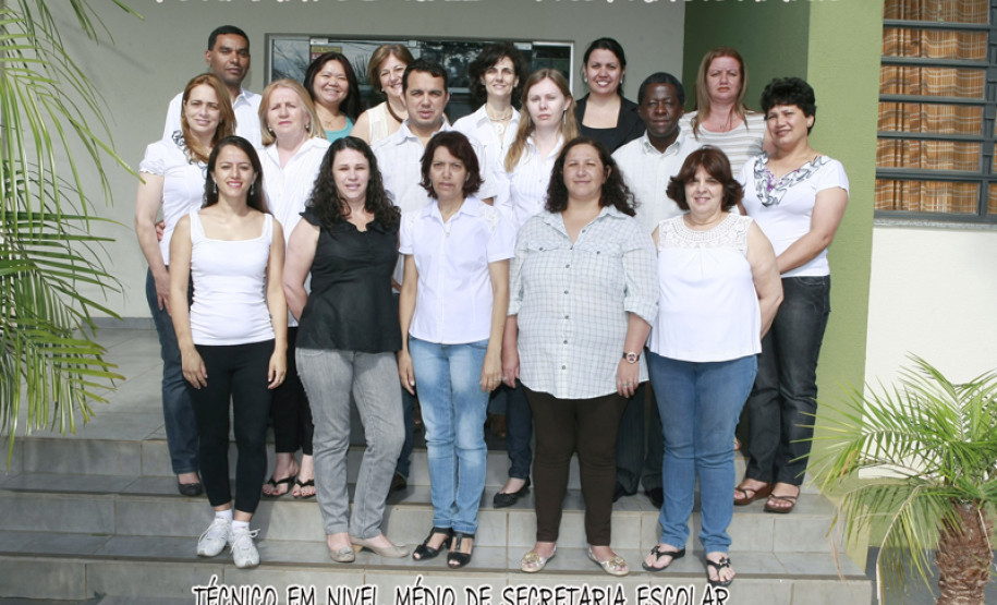 39 alunos dos cursos técnicos de Profissionalização dos Funcionários da Educação (ProFuncionário) participaram de cerimônia de formatura essa semana.