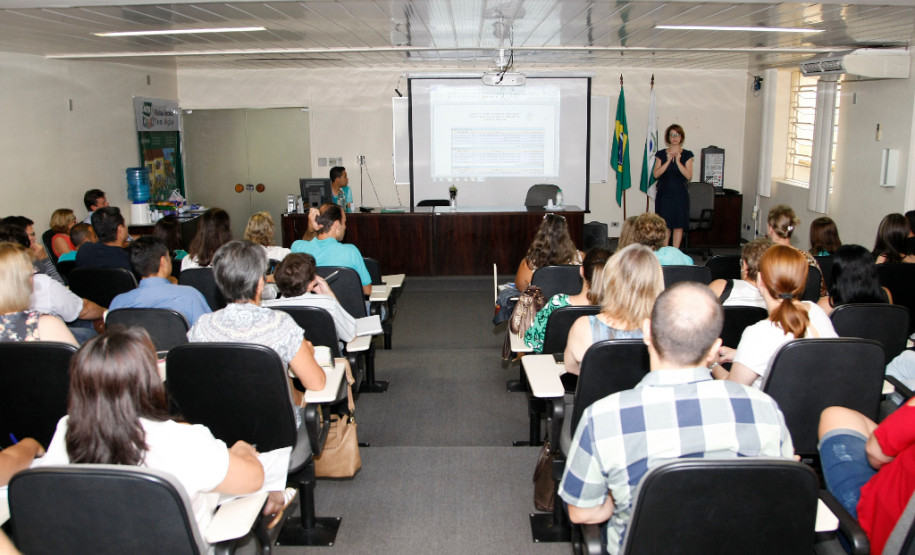 As ampliações dos projetos foram anunciadas nesta quinta-feira (18), em Curitiba, durante reunião com os técnicos coordenadores Financeiros dos Núcleos Regionais da Educação.