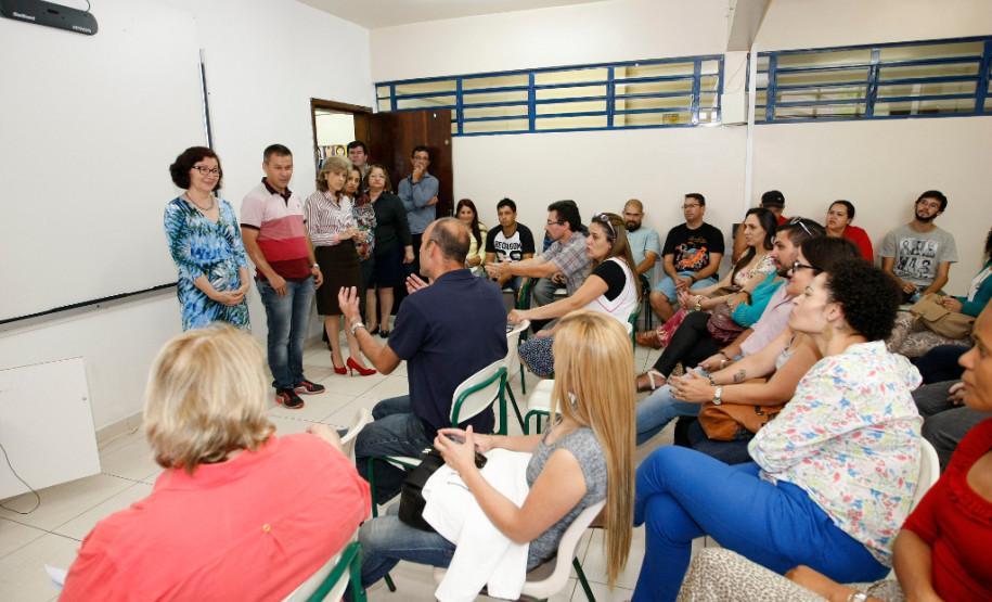 As atividades da Semana Pedagógica começaram nesta segunda-feira (22) em todo o Paraná, com a participação de cerca de 100 mil profissionais das 2,1 mil unidades da rede estadual de ensino. As programações regionais foram organizadas pelos 32 Núcleos de Educação, com suporte das equipes pedagógicas da Secretaria Estadual. Colégio Estadual Teobaldo Kletemberg.