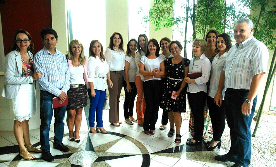 Neste primeiro dia, as atividades foram concentradas nas próprias escolas para que professores e funcionários conheçam as propostas de gestão para o novo ano letivo. Os profissionais também debateram temas relacionados à Educação em Direitos Humanos, Rede de Proteção, Abandono Escolar e Indicadores Educacionais, como as taxas de rendimento e desempenho escolar que darão suporte ao Plano de Ação das escolas.