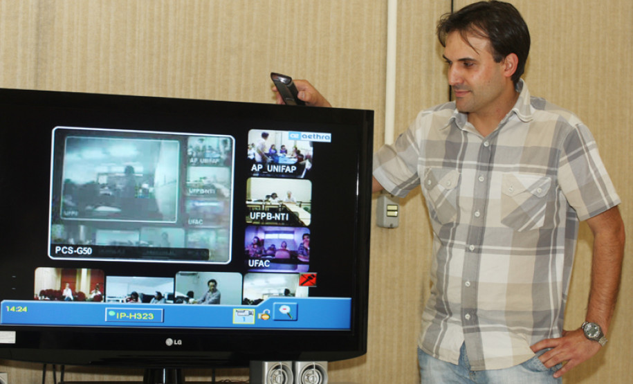 Webconferência com MEC e representantes de outros estados do Brasil orienta sobre a 4ª Conferência Nacional Infantojuvenil que acontecerá em 2013.