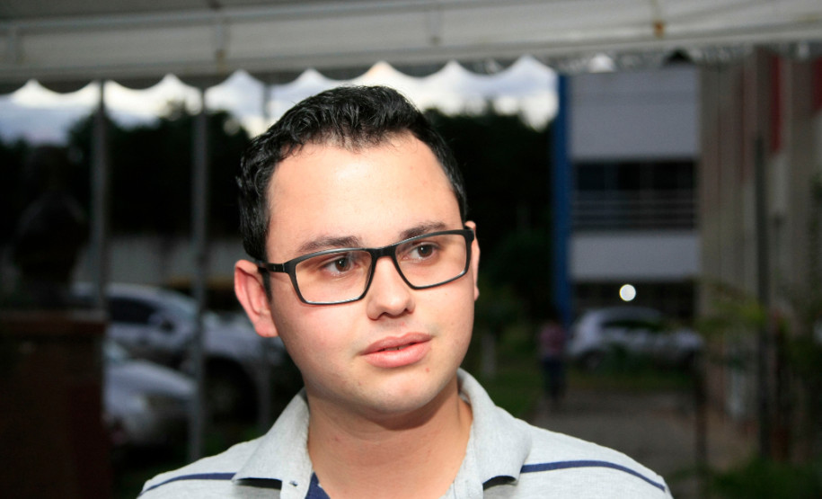 Palestras sobre gestão e preservação do ambiente em CEEP Foi o desejo de obter novos conhecimentos e enriquecer o currículo profissional que levou Danilo Del Conte a iniciar o curso. “As mudanças ambientais estão em pauta na sociedade e é um tema que precisa ser estudado. Além disso, é a oportunidade de obter uma nova formação e ampliar as oportunidades de emprego”, contou Danilo, que participou de todas as palestras.