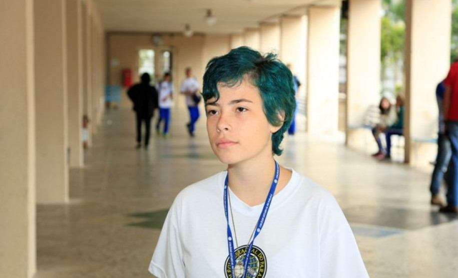 Segundo a estudante Rauane Dorce, 16 anos, do 3º ano do ensino médio, a importância do colégio vai além dos seus muros. “É muito gratificante estudar aqui. É um divisor de águas, depois que passamos pelo colégio, mudamos nossa visão do mundo”, explicou a jovem, que também é presidente do grêmio estudantil.