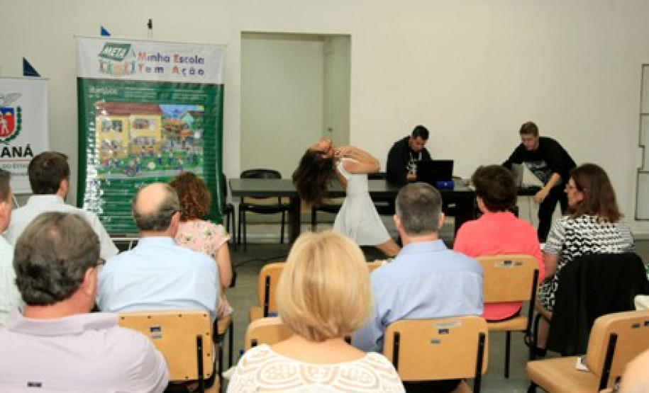 Foi encerrado nesta terça-feira (22), em Curitiba, o primeiro encontro estadual deste ano realizado pela Secretaria de Estado da Educação com os 32 chefes de Núcleos Regionais de Educação (NREs), iniciado nesta segunda-feira (21).