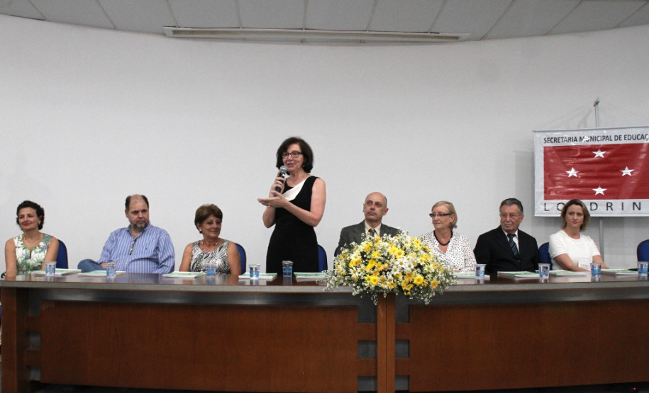 A Secretaria da Educação, por meio do Departamento de Educação Básica, e a União dos Dirigentes Municipais de Educação (Undime) apresentaram, na última sexta-feira (1º), em Londrina, o caderno “Orientações Pedagógicas da Educação Infantil: estudos e reflexões para a organização do trabalho pedagógico”.