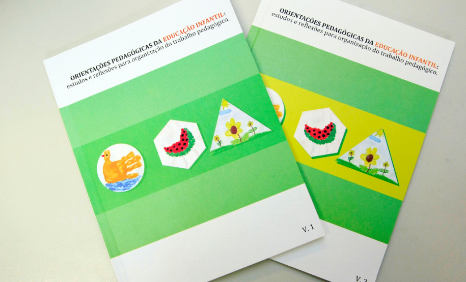 Obra apresentada em Londrina aborda trabalho pedagógico “Orientações Pedagógicas da Educação Infantil: estudos e reflexões para a organização do trabalho pedagógico”