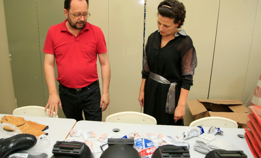 Nesta segunda-feira (11), a unidade recebeu equipamentos de proteção individual (EPIs) que serão usados pelos estudantes durante as aulas práticas em todos os cursos