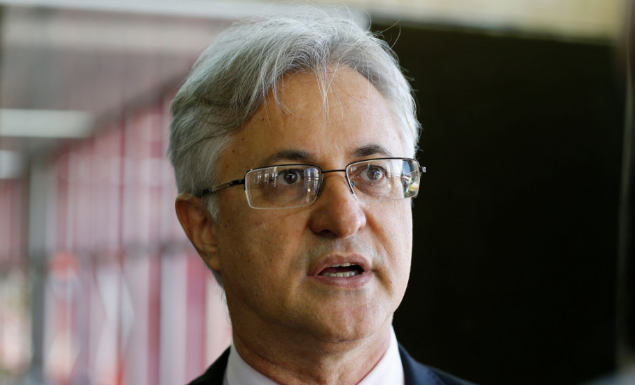 “O Paraná fez um excelente trabalho que é referência para o resto do País. Tivemos todos os planos municipais e o estadual definidos dentro do prazo estabelecido”, diz o diretor de Cooperação e Planos de Educação do Ministério da Educação, Geraldo Grossi Junior.