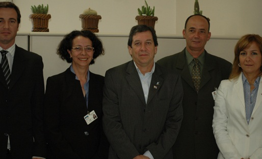 Secretaria recebe comitiva de deputados argentinos