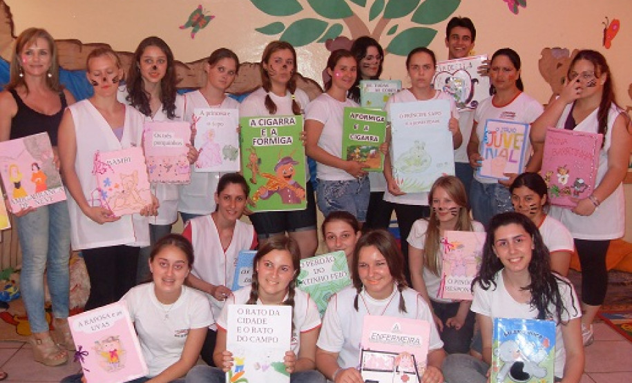 Projeto incentiva prática de leitura