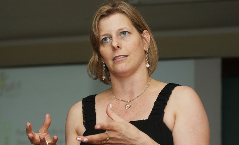 Sareh finaliza seminário em Curitiba