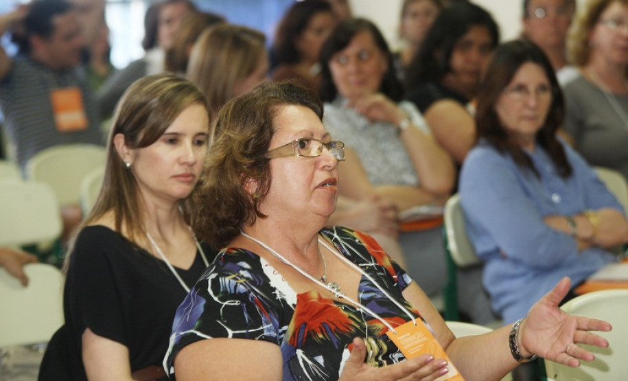 Sareh finaliza seminário em Curitiba