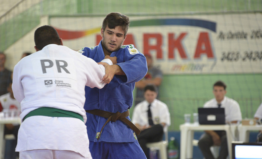 Rio Branco do Sul, São José dos Pinhais, Brasilândia do Sul, Nova Prata do Iguaçu, Reserva do Iguaçu, Terra Rica, Mangueirinha, Nova Tebas, Piraí do Sul, União da Vitória e Umuarama vão promover disputas de atletismo, basquetebol, futsal, handebol, voleibol, vôlei de praia, tênis de mesa e xadrez até o dia 19.