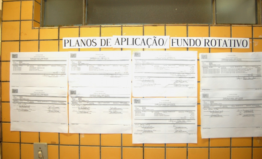 As escolas da rede estadual de ensino estão tornando mais democrática a administração dos recursos financeiros