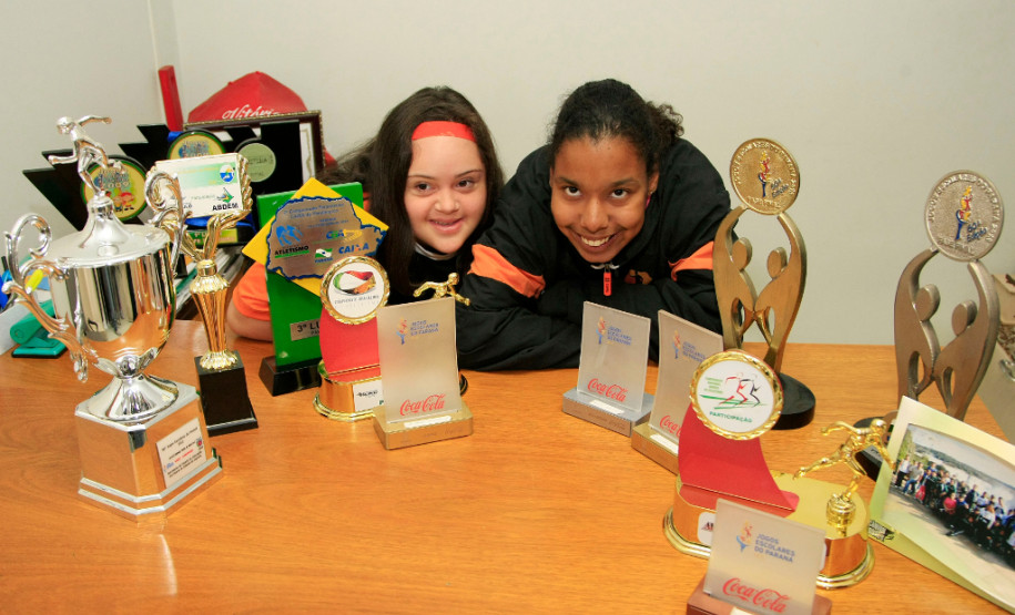 Para Izabel e Raira, a prática esportiva vai muito além dos Jogos Olímpicos. Elas veem o esporte como ferramenta de transformação social e pessoal.